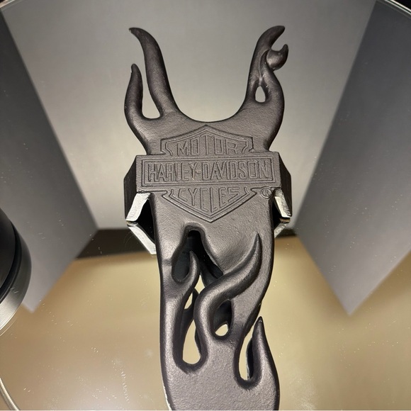 Harley-Davidson Vintage Black Flame Boot Jack - Picture 3 of 3